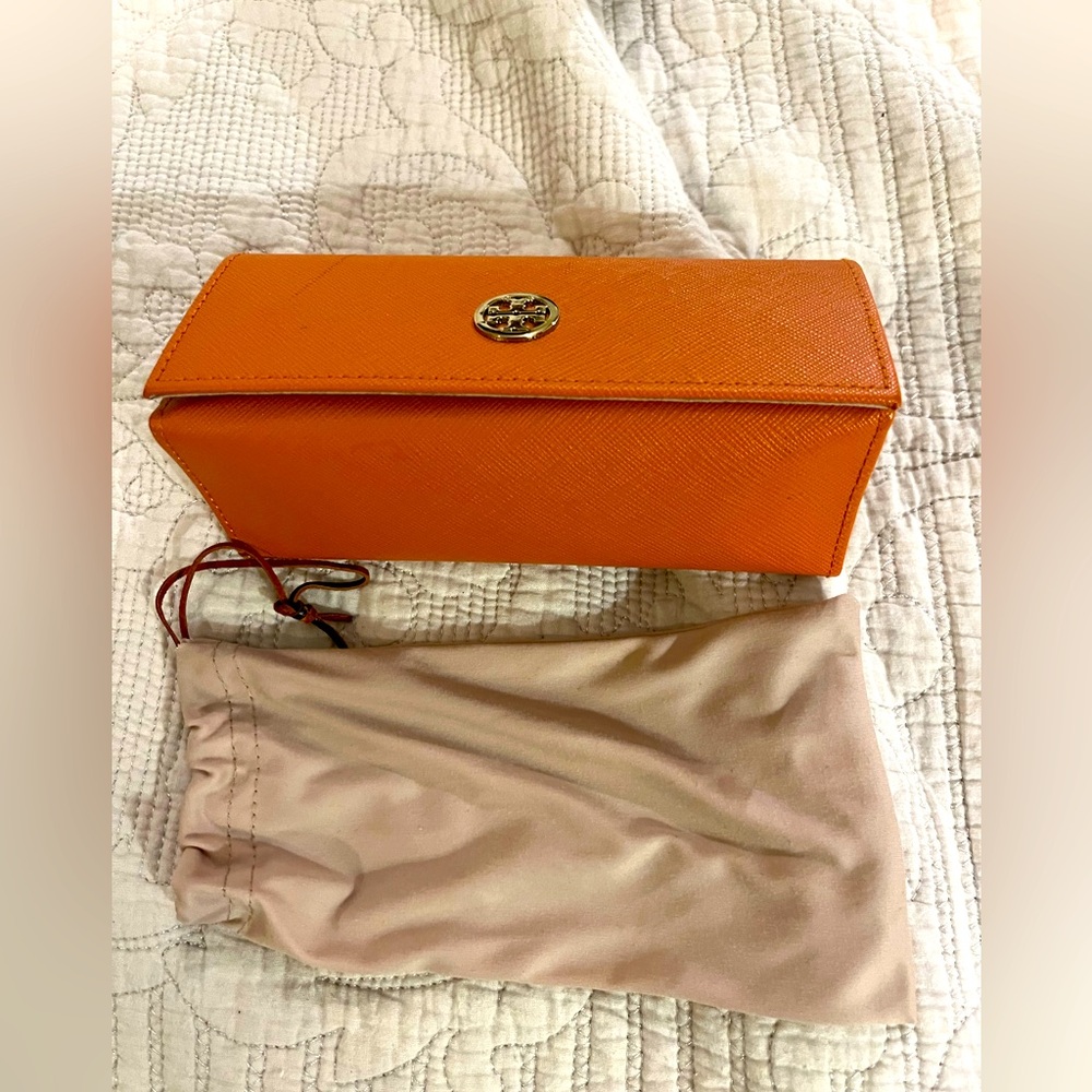 EUC Tory Burch Sunglass Case with Cloth Bag